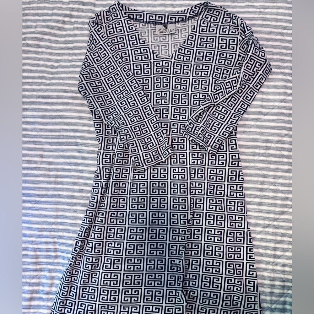 Chic Black and White Geometric Dress